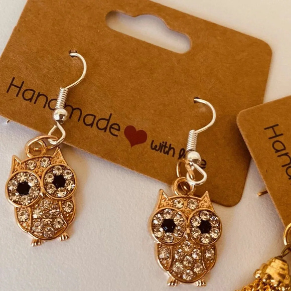 Beautiful Set of TWO Pair Goldtoned Dangling Fashion Earrings - Picture 3 of 5